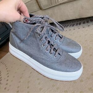 Keds NWOT’s Women’s Platform Lace-Up High Top Gray Sneaker Shoes Size 7